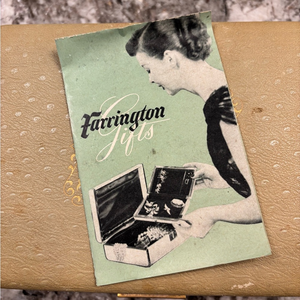 Farrington vintage jewelry box